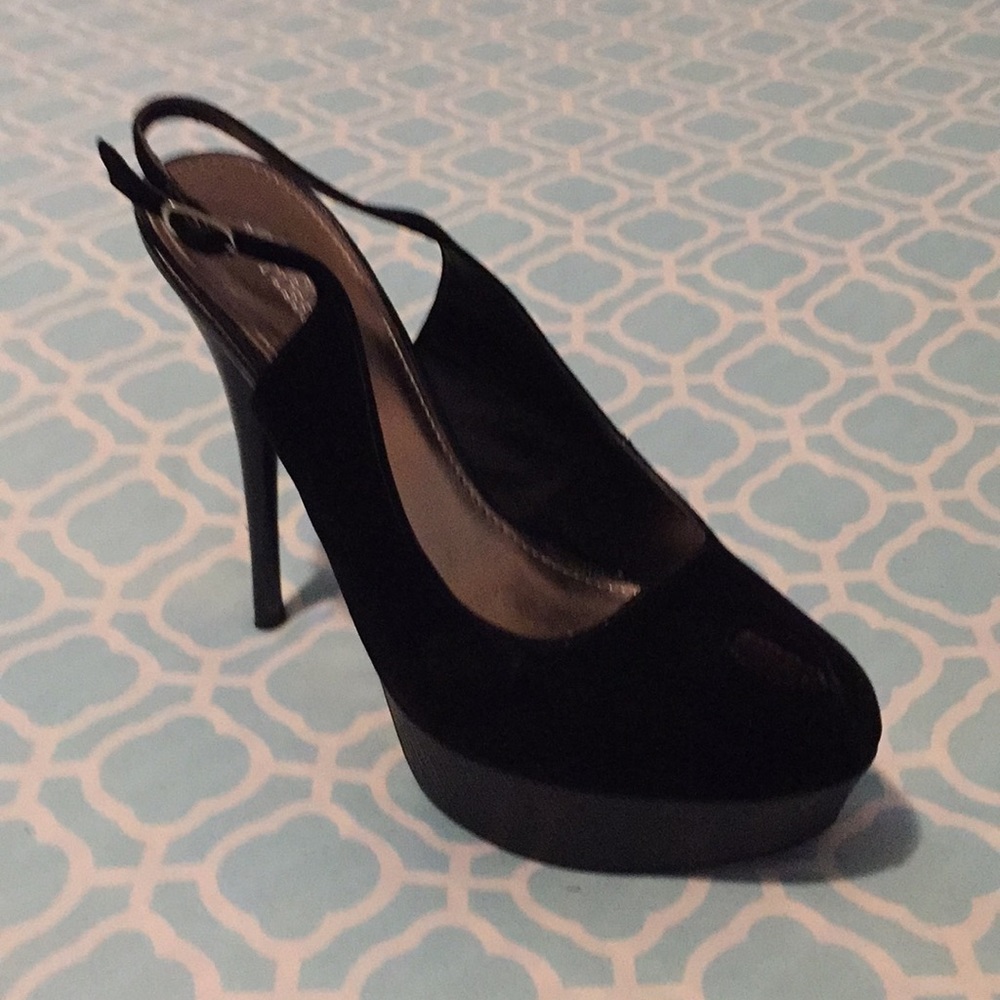 Black Velvet heel